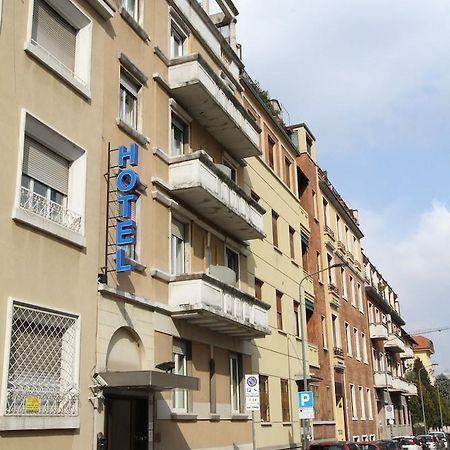 Hotel Corallo Milan Exterior photo