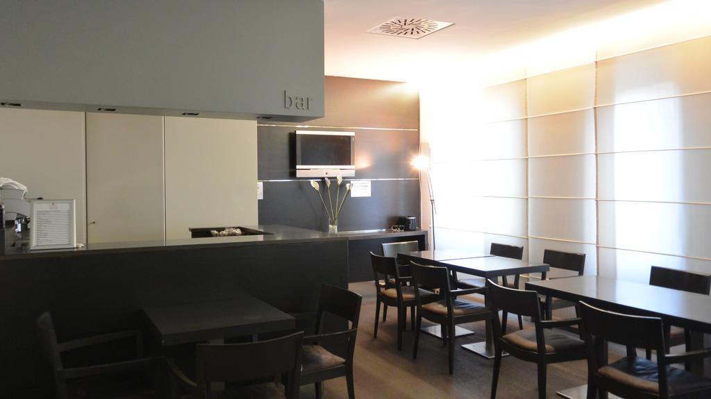 Hotel Corallo Milan Exterior photo