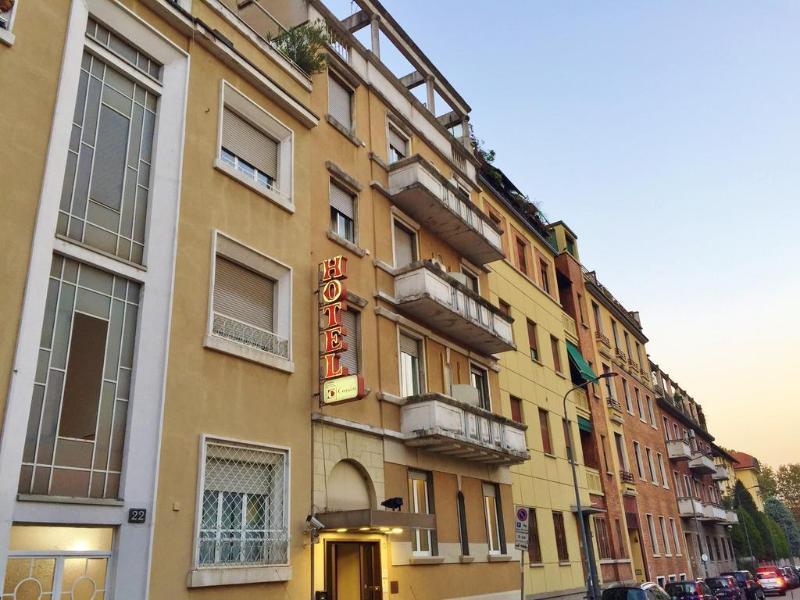 Hotel Corallo Milan Exterior photo