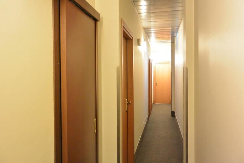 Hotel Corallo Milan Exterior photo