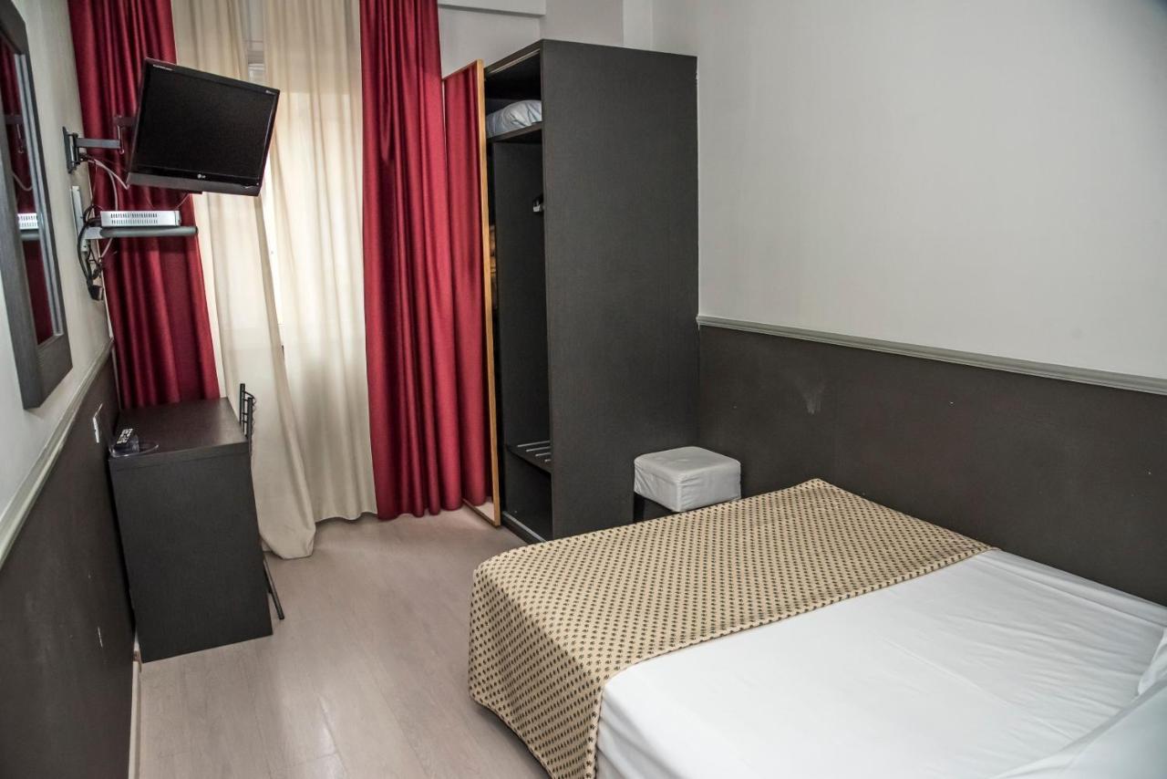 Hotel Corallo Milan Exterior photo