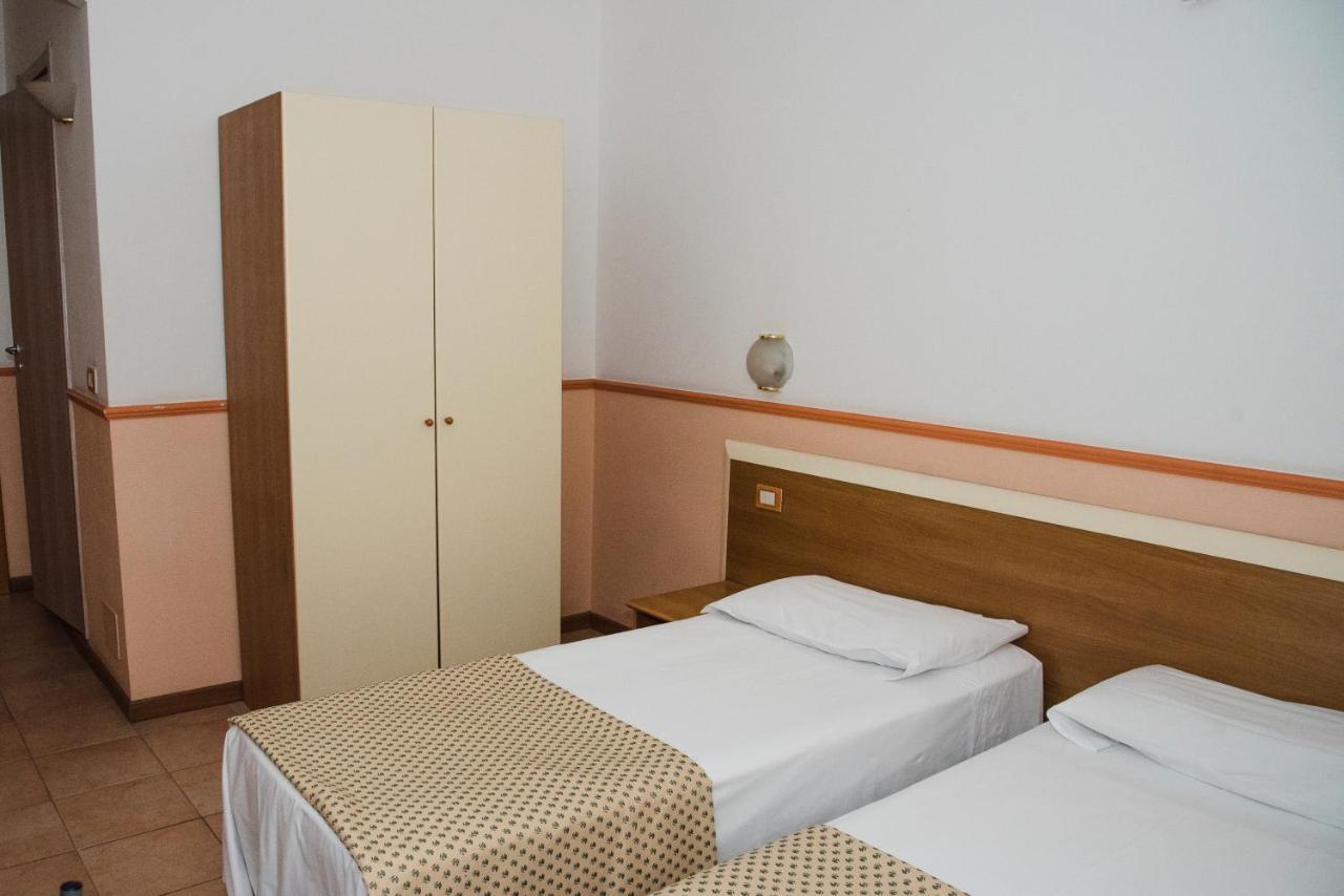 Hotel Corallo Milan Exterior photo